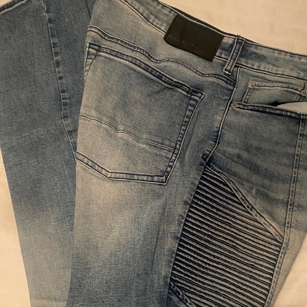 Men's Blue Jeans